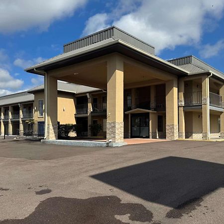 Super 8 By Wyndham Jackson Ms Exterior foto