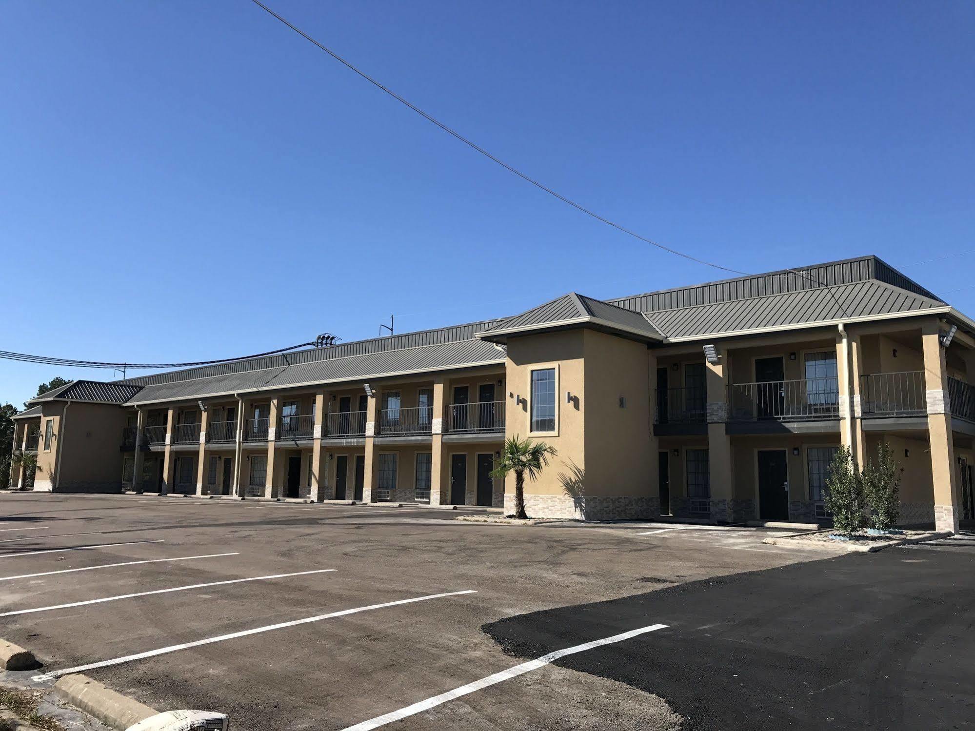 Super 8 By Wyndham Jackson Ms Exterior foto